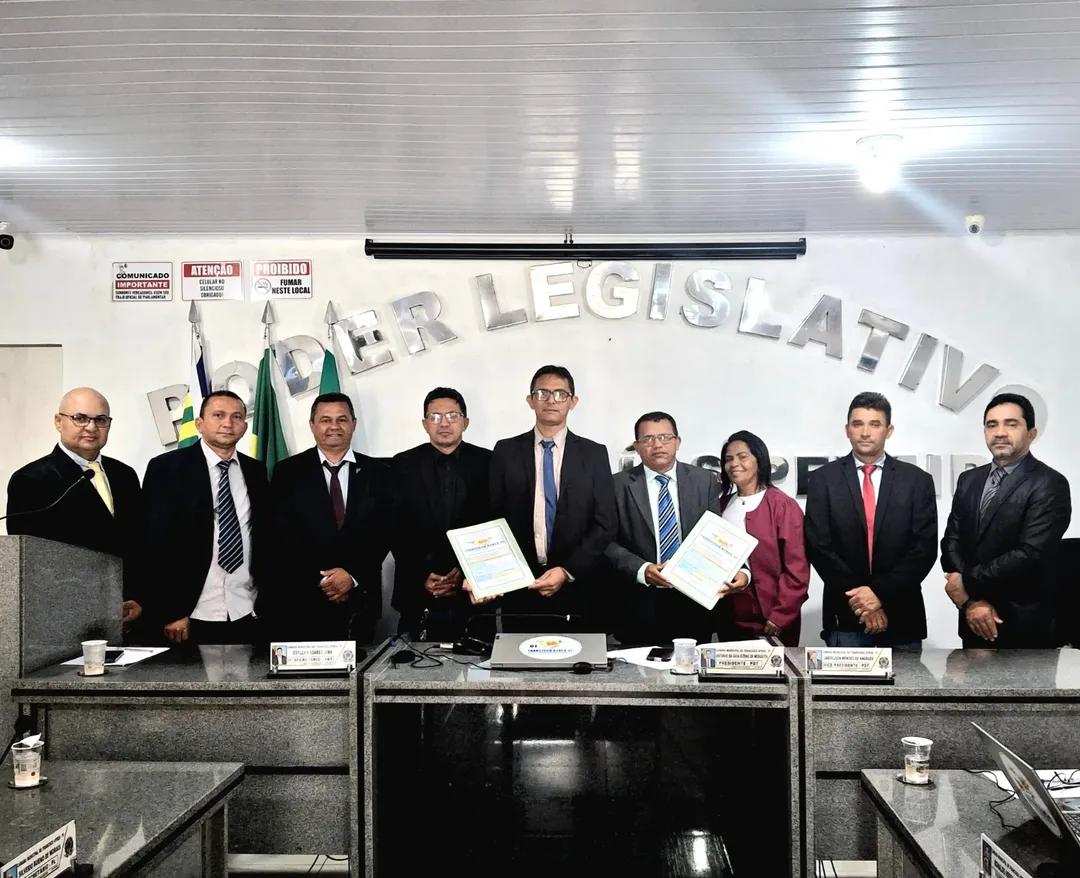 Encerramento da Sessão Legislativa de 2025 marca momento de união na Câmara de Francisco Ayres
